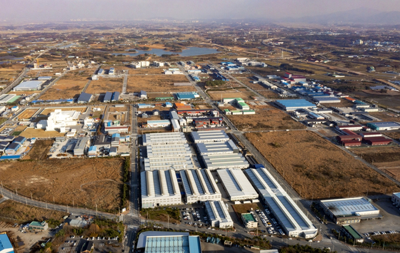 Doosan Corporation's flexible copper-clad laminate production plant construction site in Gimje, North Jeolla [DOOSAN CORPORATION]