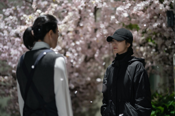 Actor Song Hye-kyo, right, as Moon Dong-eun in ″The Glory.″ [NETFLIX]