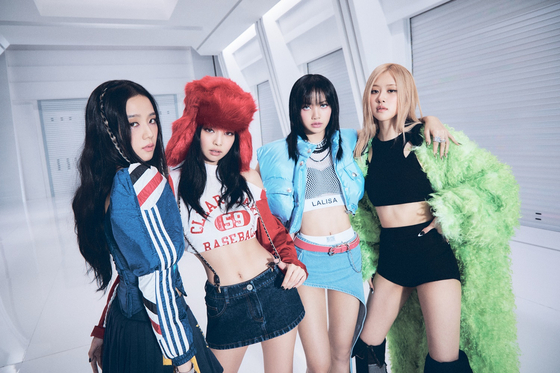 Blackpink was one of the first K-pop girl groups to become known for having a high ratio of female fans, as it focuses on an image of feminine confidence. [YG ENTERTAINMENT]