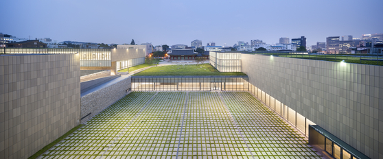 The National Museum of Modern and Contemporary Art's Seoul branch in Jongno District, central Seoul [MMCA]
