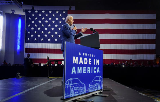 U.S. President Joe Biden speaks at the Detroit Auto Show in Detroit, Michigan, in September. [REUTERS/YONHAP]