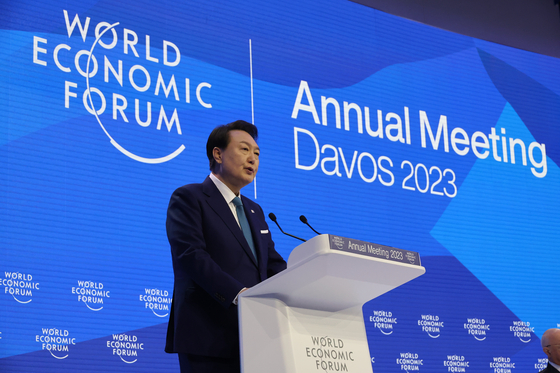 President Yoon Suk Yeol gives an address at the annual World Economic Forum in Davos, Switzerland on Thursday, the first Korean leader to do so in nine years. [JOINT PRESS CORPS]