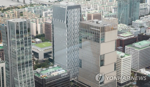 Financial firms in Yeouido, western Seoul, on Sept. 27 [YONHAP]