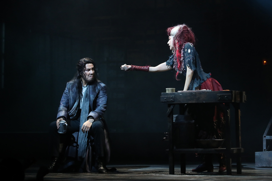 Musical ″Sweeney Todd″ is being staged at the Charlotte Theater in southern Seoul. [OD COMPANY]