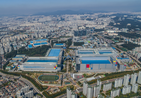 Samsung Electronics' chip complex in Hwaseong, Gyeonggi [SAMSUNG ELECTRONICS]