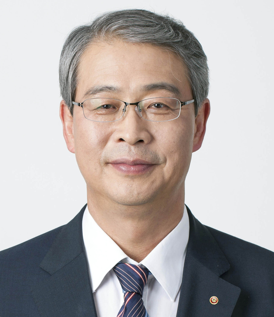                Yim Jong-ryong