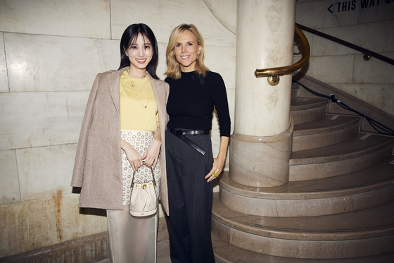 Actor Park Eun-bin attended fashion brand Tory Burch's show during New York Fashion Week Fall/Winter 2023 on Feb. 14. Here shows Park posing with founder Tory Burch. [TORY BURCH]