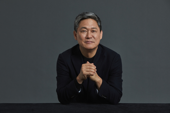 Kakao Entertainment said it would take a more active stance against HYBE's claims that partnership between Kakao and SM Entertainment is unequal, its co-CEO kim Sung-soo announced in a statement Monday. [KAKAO][KAKAO]