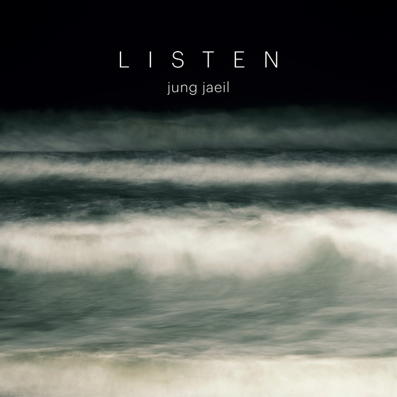 ″Listen″ is a new piano album by composer and musician Jung Jae-il [UNIVERSAL MUSIC]