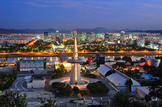 The Hanbit Tower at Daejeon Expo Park, which symbolizes the 1993 Daejeon Expo [JOONGANG ILBO]