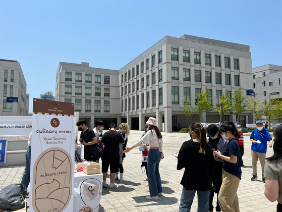 A Culinary Crème booth at a school event on the Yonsei University Songdo Campus, held during the first semester of 2022. [PELINE AKAYA]