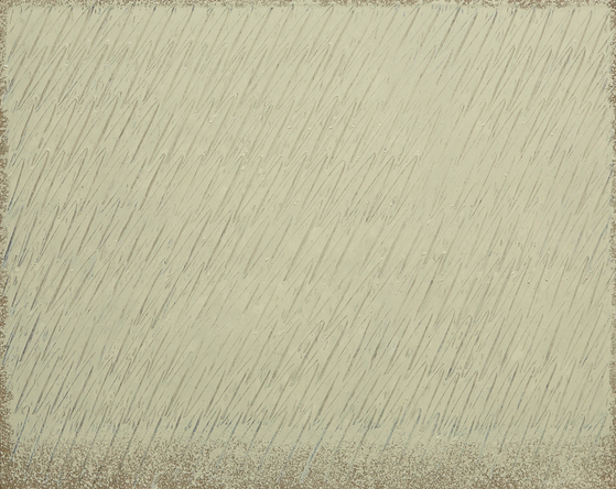 ″Ecriture No. 213-85″ (1985), one of the earlier works by Park Seo-bo, was auctioned off for 650 million won ($496,000) during K Auction in June 2022. [K AUCTION]
