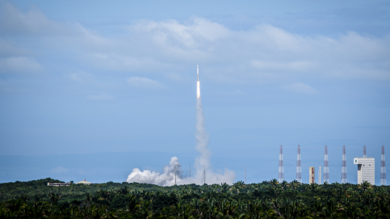 A suborbital test launch vehicle Hanbit-TLV takes off at the Alcantara Space Center in northern Brazil. [INNOSPACE]