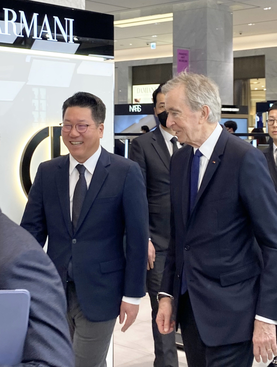 LVMH founder, richest man in the world, visits Korea