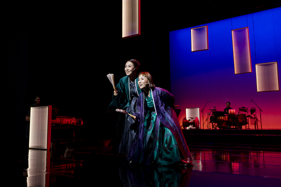 The National Changgeuk Company's ″Peerless Pansori II″ performed by Min Eun-kyung and Yi So-yeon will be staged again on May 2 and 3 at the National Theater of Korea in central Seoul. [NATIONAL THEATER OF KOREA] 