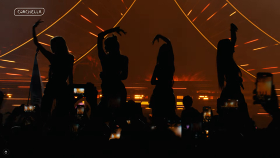 Girl group Blackpink at the Coachella Valley Music and Arts Festival on Sunday [SCREEN CAPTURE]