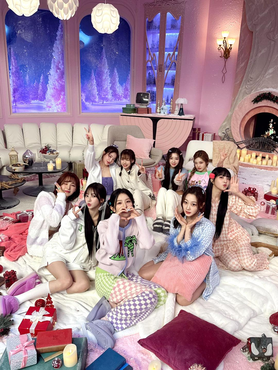 Girl groups Red Velvet and aespa [SM ENTERTAINMENT]