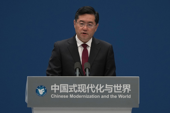 Chinese Foreign Minister Qin Gang speaks during the forum "Chinese Modernization and the World" held at the Grand Halls in Shanghai on Friday. [AP/YONHAP]
