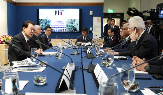 President Yoon Suk Yeol speaks during a meeting with academics on digital and bio sciences at the Massachusetts Institute of Technology on Friday. [YONHAP]