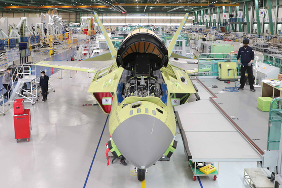 A nearly completed prototype of the KF-21 multirole fighter is displayed during a media open day at Korea Aerospace Industries' production facility in Sacheon, Gyeonggi, on Feb. 24, 2021. [YONHAP]