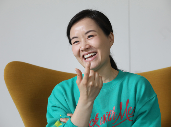 Susanna Yoon, Stick With Me Sweets' owner and chief chocolatier, talks to the Korea JoongAng Daily on April 20 at an office in Gangnam District, southern Seoul. [PARK SANG-MOON]