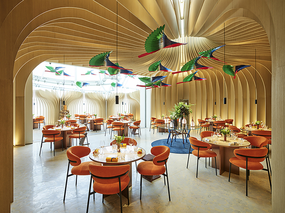 Chef from Michelin-starred Ikoyi comes to Louis Vuitton Maison Seoul