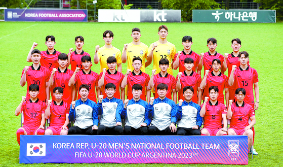 The U-20 naitonal team poses for a photo during a media day at the Paju National Football Center in Paju, Gyeonggi on May 7. [NEWS1] 