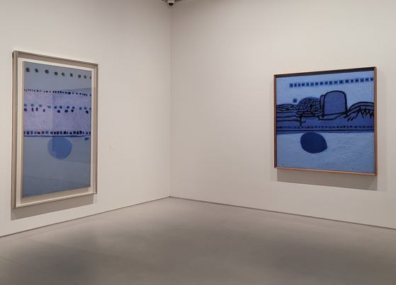 Kim Whanki's "Morning Stars"(1963), right, and "Morning #3"(1964-5), left. ⓒWhanki Foundation·Whanki Museum  [MOON SO-YOUNG]