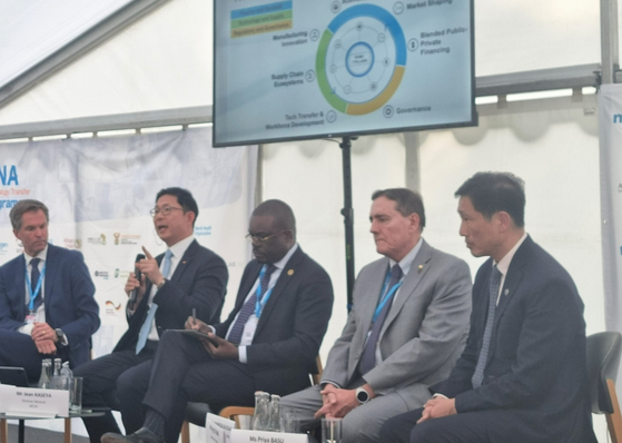 SK bioscience CEO Ahn Jae-yong, second from left, speaks during the Regionalised Vaccine Manufacturing Collaborative event held on Monday in Geneva, Switzerland. [SK BIOSCIENCE]