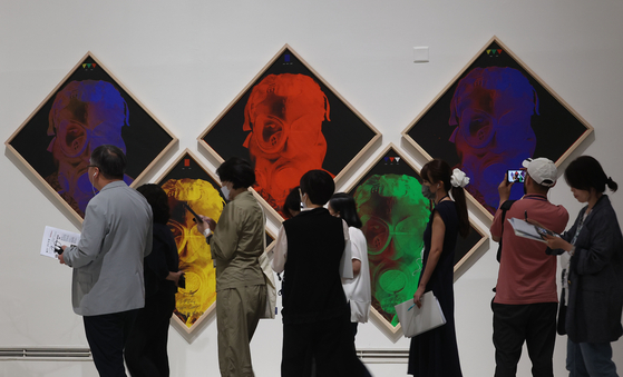Press opening of "Only the Young: Experimental Art in Korea, 1960s – 1970s" at the National Museum of Contemporary Art (MMCA) on Thursday, a day before the exhibition officially opens. [YONHAP]