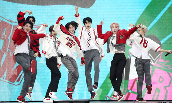 Boy band Tempest at the ″29th Dream Concert″ held on May 27 at the Busan Asiad Main Stadium [NEWS1]