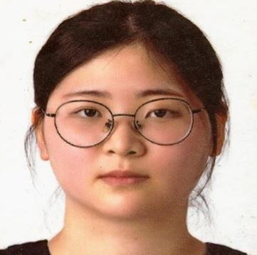 Jung Yoo-jung, pictured here, is suspected of murdering another woman in her 20s at her home in Busan after pretending to be a high school student in need of tutoring. [NEWS1]