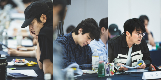 From left, actors Gang Dong-won, Park Jeong-min and Cha Seung-won speak during a table reading for the screenplay of ″War and Revolt″ [NETFLIX]