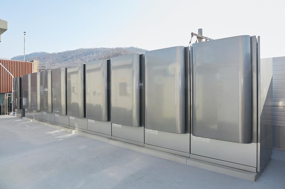 Hydrogen fuel cells installed at SK Energy's charging station in Geumcheon District, southern Seoul [SK ENERGY]