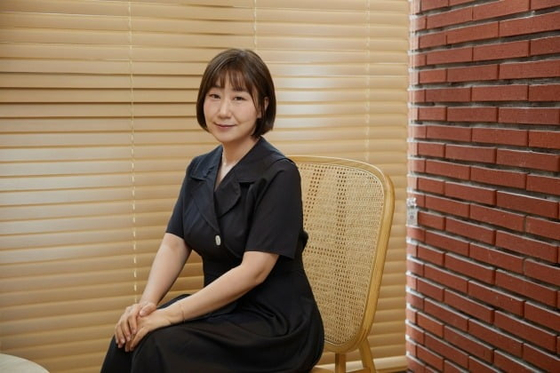 Actor Ra Mi-ran plays Young-soon, a mother who is harsh and demanding on her son and a woman who has experienced great tragedies in her life, in the JTBC drama ″The Good Bad Mother.″ [C-JES STUDIOS]