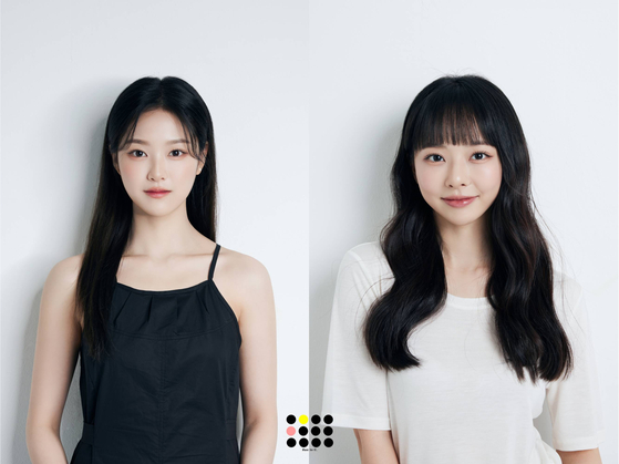Hyunjin, left, and ViVi of girl group Loona [CTDENM]