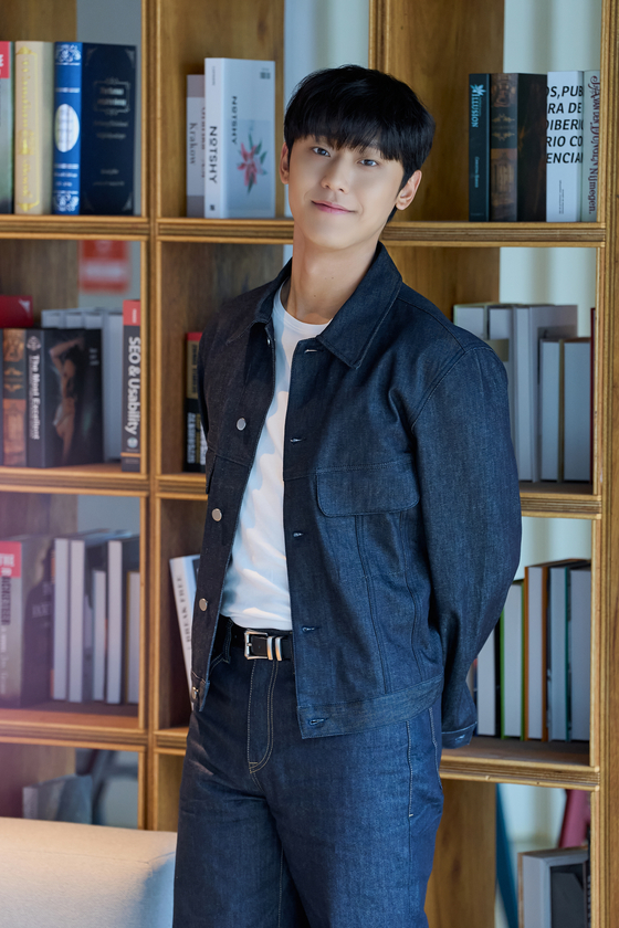 Actor Lee Do-hyun [YUE HUA ENTERTAINMENT]