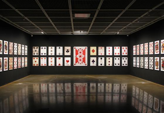 "Playing Cards" (2023) by Yuni Yoshida [SEOUL MUSEUM]