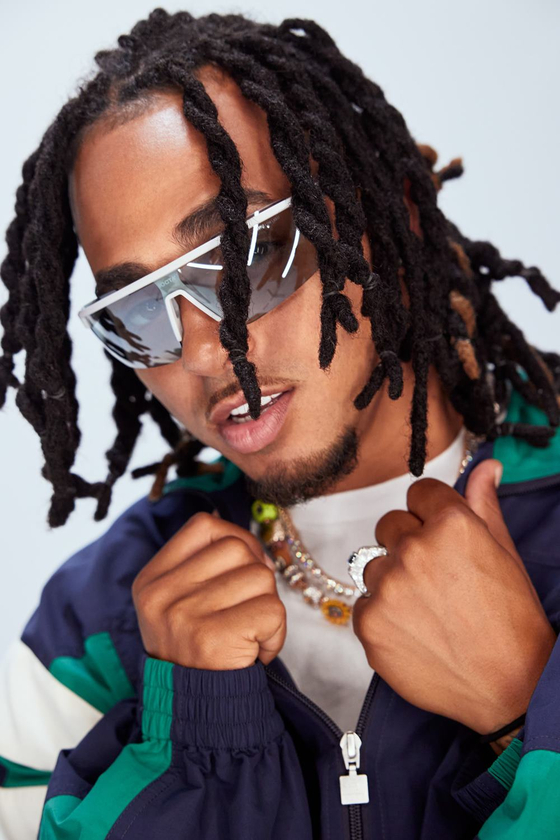 Scooter Braun Projects, a subsidiary of HYBE America, signed a partnership with Latin trap and reggaeton superstar Ozuna, the agency said Friday. [OZUNA]