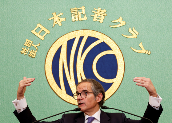 International Atomic Energy Agency (IAEA) Director General Rafael Grossi attends a press conference at Japan National Press Club in Tokyo on Tuesday. [REUTERS/YONHAP]