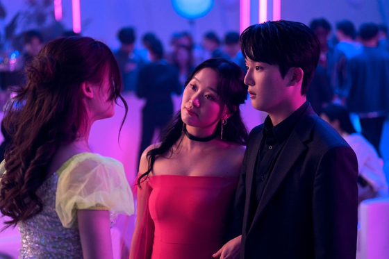 The welcome party in the first episode of ″XO, Kitty″ was shot at DDP, or Dongdaemun Design Plaza, in Jung District, Seoul. [NETFLIX]