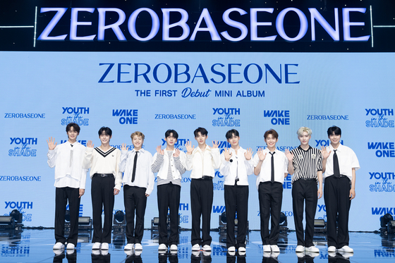 ZeroBaseOne poses during Monday's debut showcase. [WAKEONE]