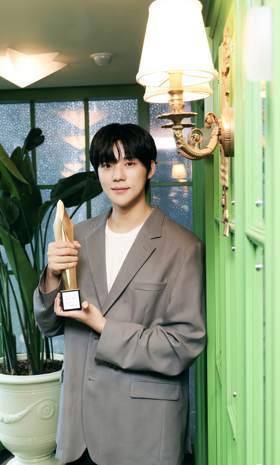 Actor Moon Sang-min, winner of the Best New Actor award at the 59th Baeksang Arts Awards [BAEKSANG ARTS AWARDS ORGANIZING COMMITTEE]