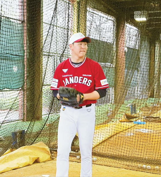 Former SSG Landers pitcher Lee Won-joon. Lee was revealed to be the player that struck a teammate with a baseball bat and was released by the Landers on July 13. [SSG LANDERS]