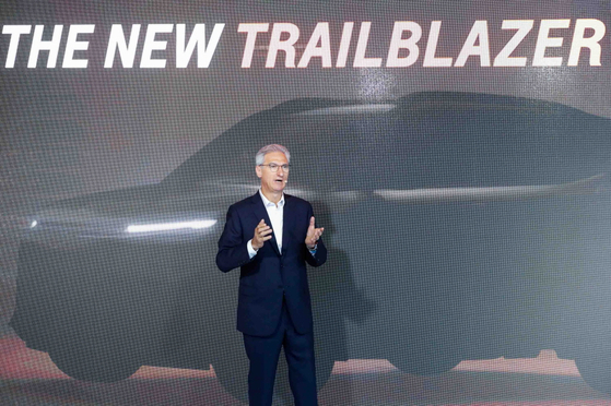 GM Korea President Roberto Rempel introduces the latest Chevy Trailblazer at a press event Wednesday in southern Seoul. [GM KOREA]