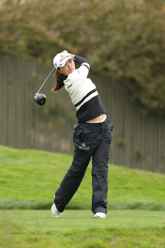 Ko Jin-young hits her shot from the 15th tee during the first round of the U.S. Women's Open at Pebble Beach Golf Links in Pebble Beach, California on July 6. [AFP/YONHAP]