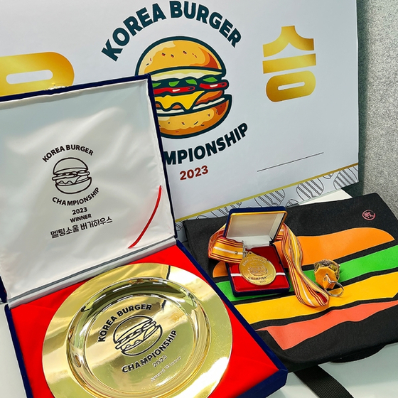 Korean burger brand Melting Soul won the Korea Burger Championship that was held over the weekend in Gwangjin District, eastern Seoul. [MELTING SOUL]