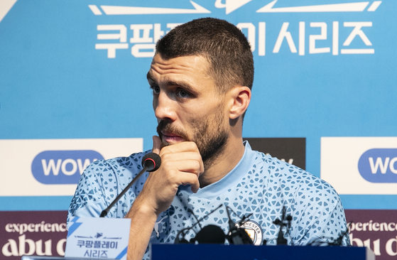 Mateo Kovacic speaks during a pre-game press conference at Seoul World Cup Stadium in Mapo District, western Seoul on Saturday ahead of Sunday’s preseason match against Atletico Madrid. [NEWS1]