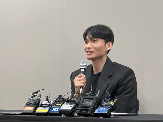 Lee Dae-sung speaks during a press conference with Korean media at Hilton Garden Inn in Seoul Gangnam in Seocho District, southern Seoul on Aug. 2. [YONHAP]