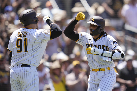 Ha-Seong Kim and Ji Man Choi discuss what it means to be teammates together  on the San Diego Padres 